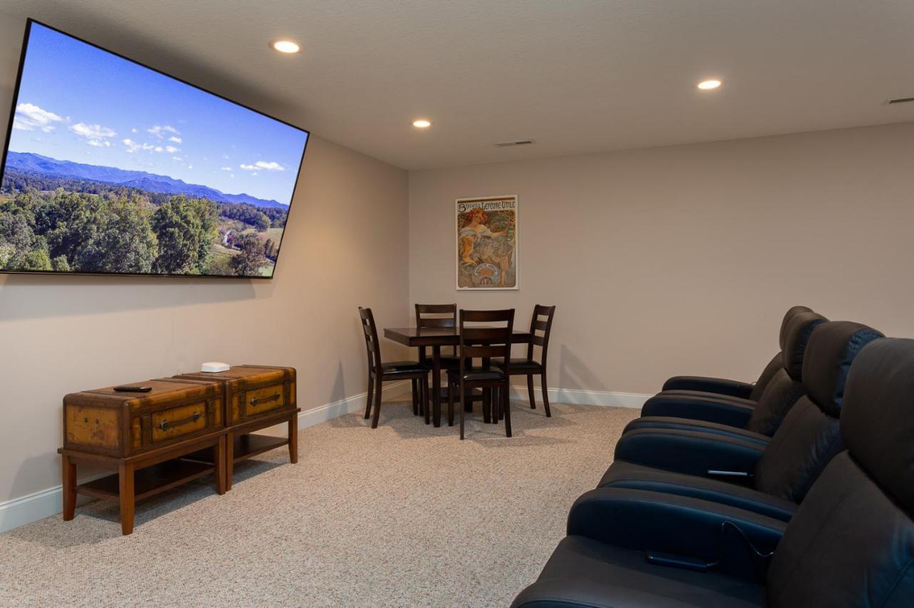 Luxurious House With Pool Near Asheville By Mighty Tree Properties Leicester Eksteriør billede