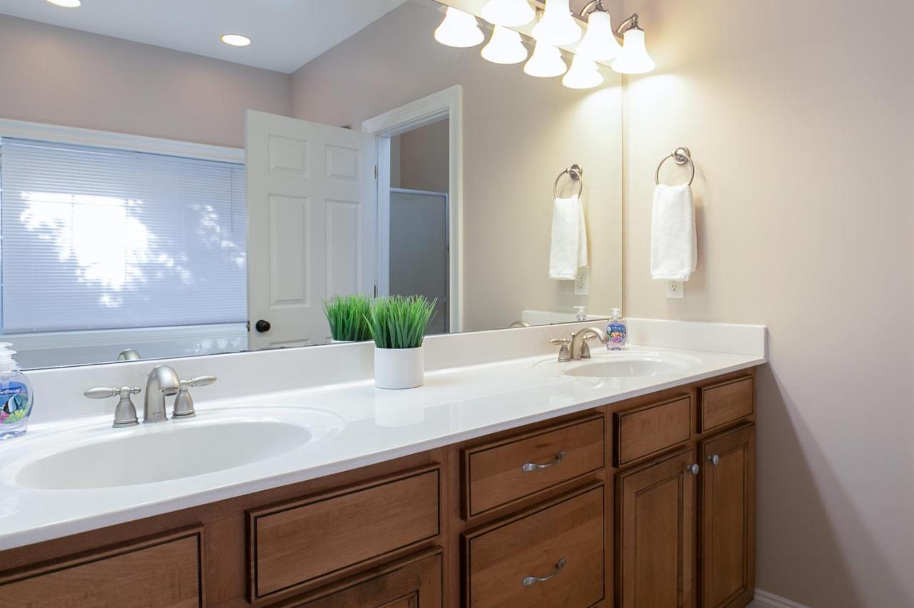 Luxurious House With Pool Near Asheville By Mighty Tree Properties Leicester Eksteriør billede